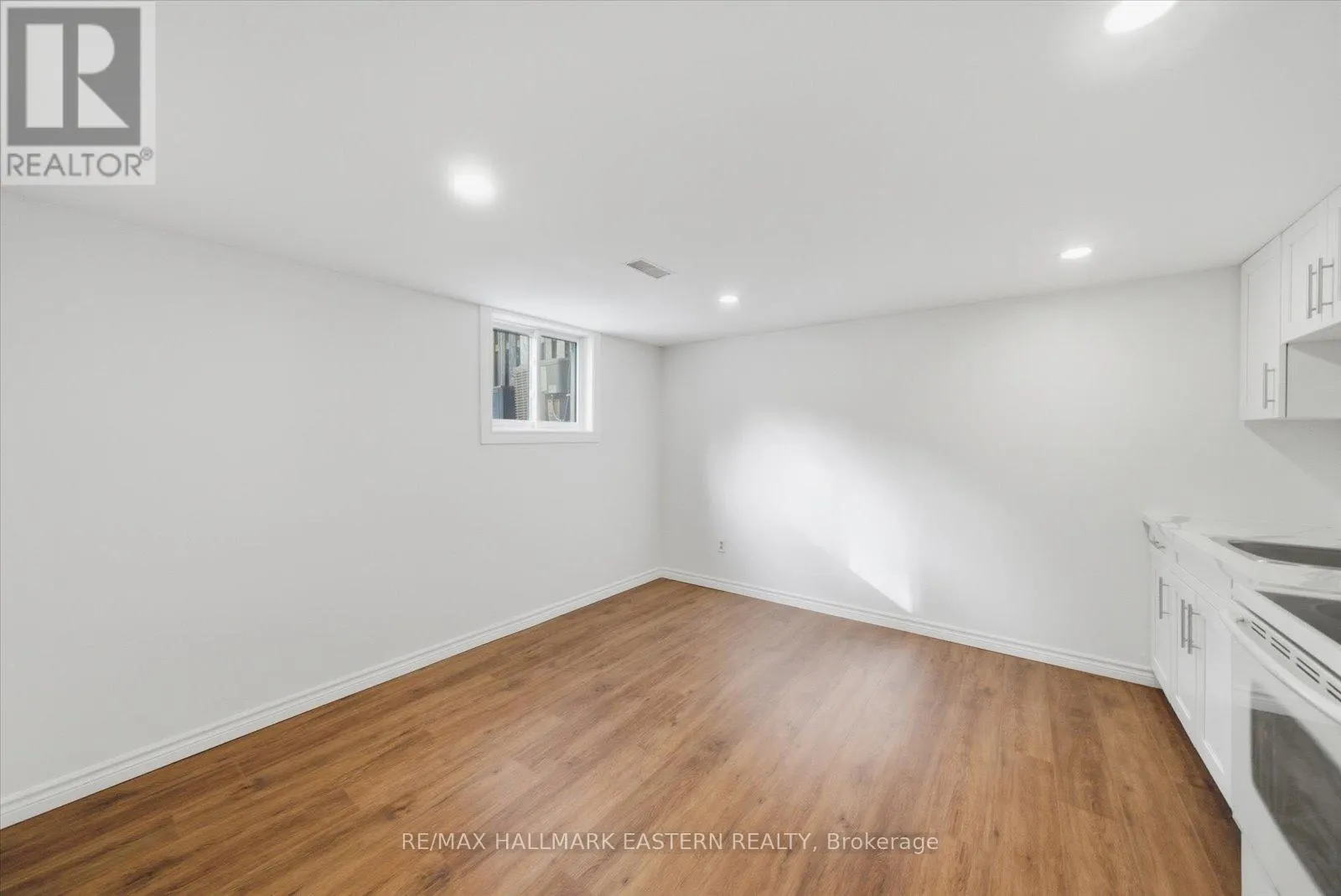 19-A & 19-1 BEECHWOOD DRIVE