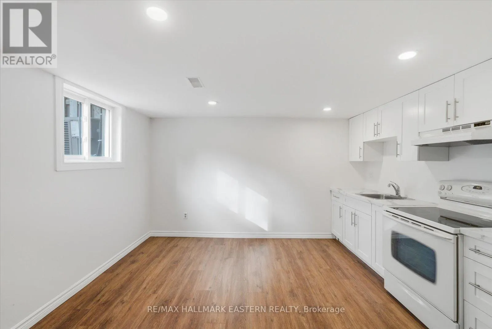 19-A & 19-1 BEECHWOOD DRIVE