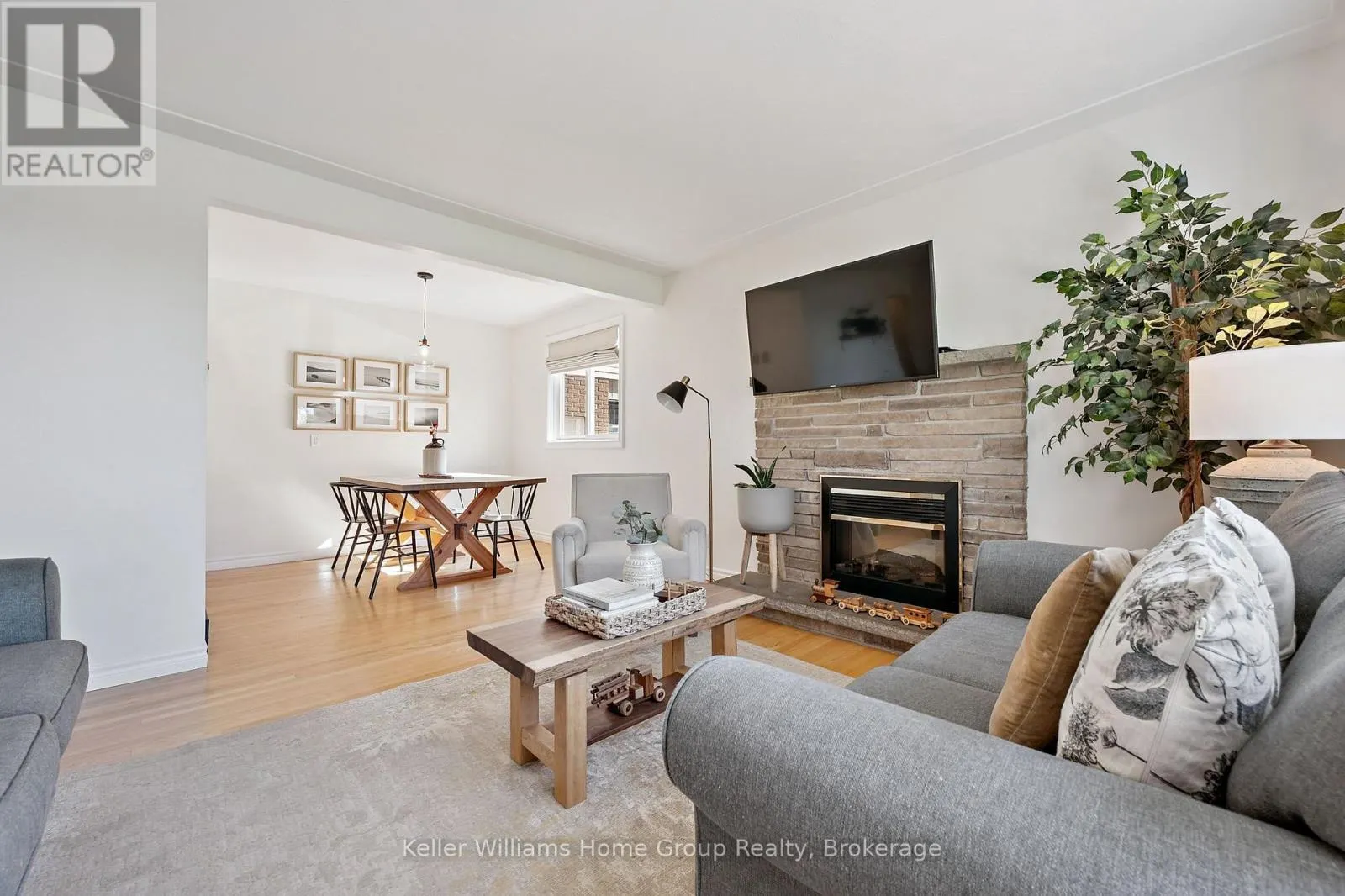 5863 WELLINGTON ROAD 7 ROAD