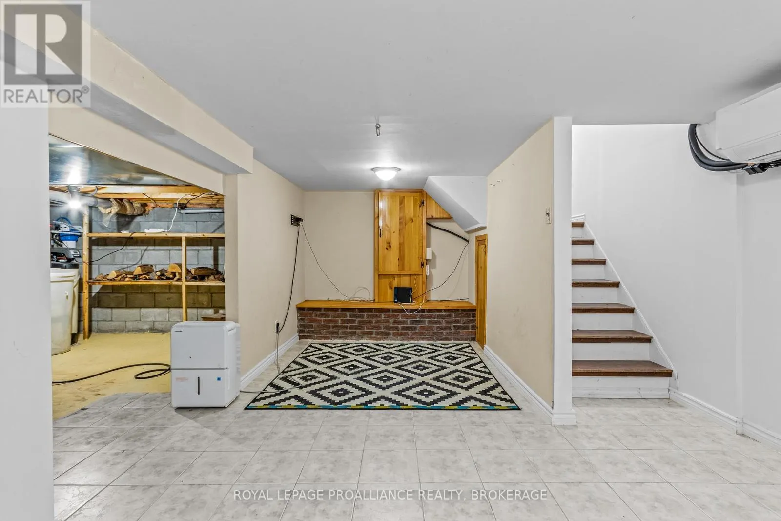 2336 BATTERSEA ROAD