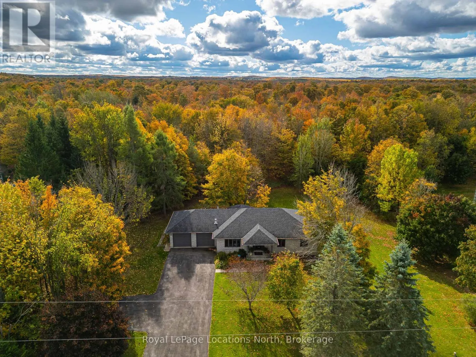 103478 GREY 18 ROAD