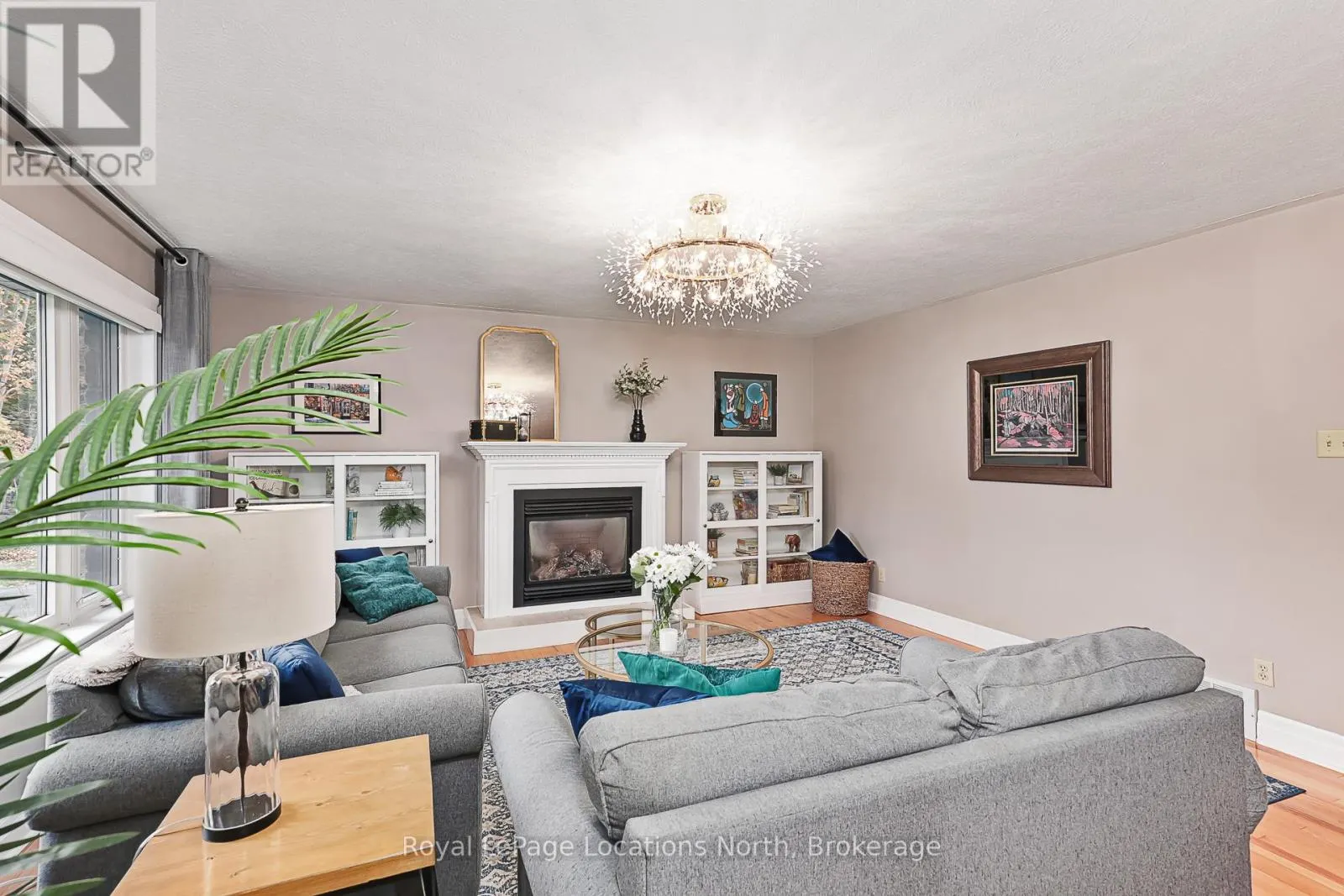 103478 GREY 18 ROAD