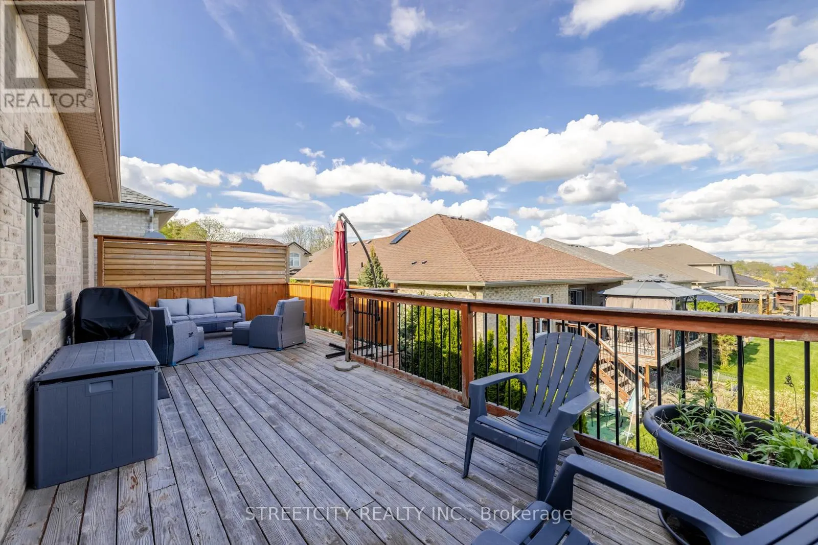 15 - 2615 COLONEL TALBOT ROAD, #15