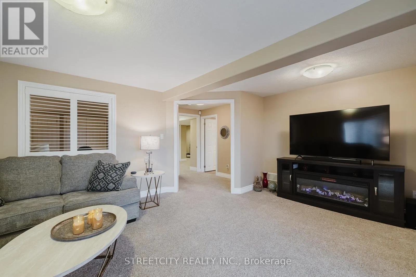 15 - 2615 COLONEL TALBOT ROAD, #15