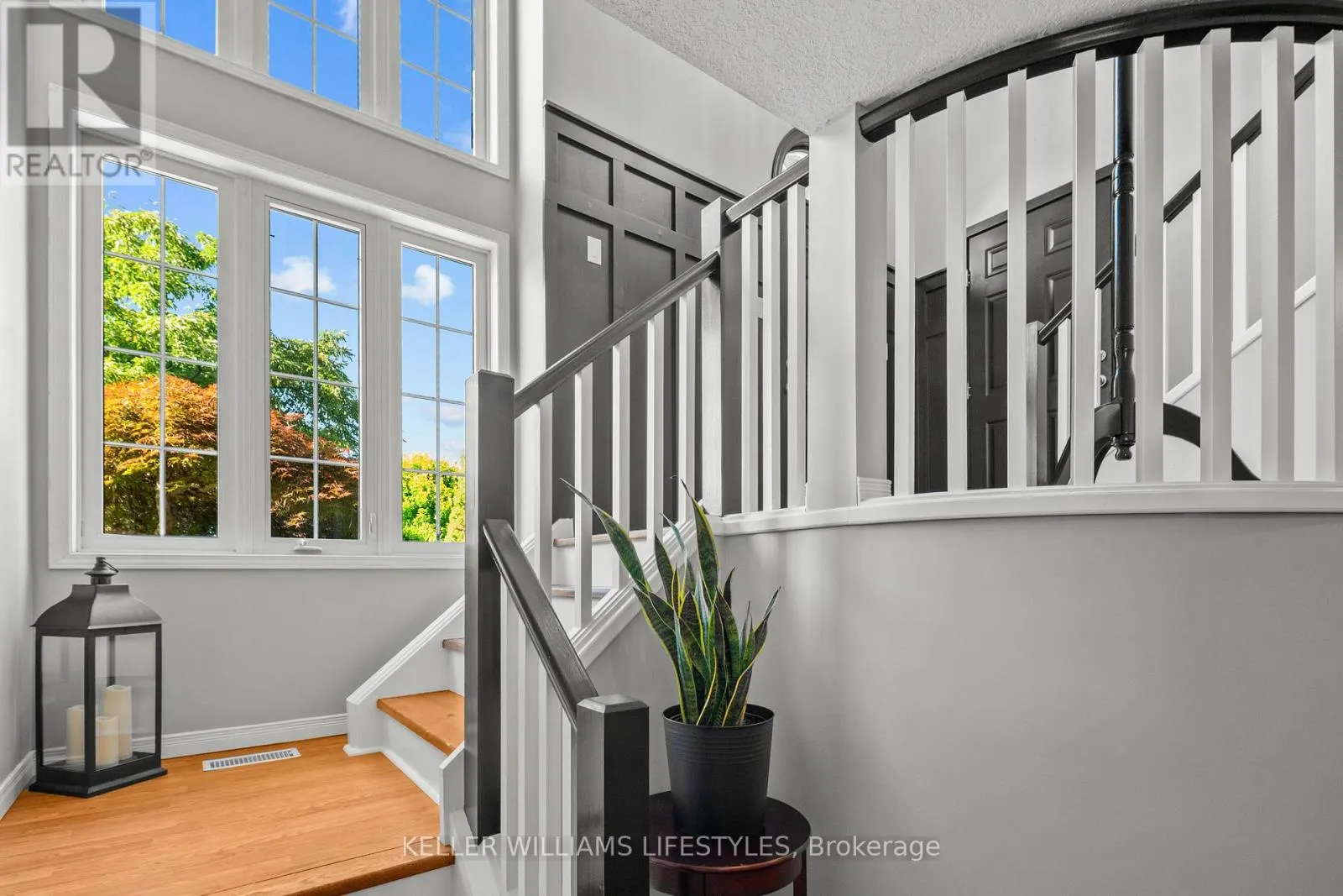 598 HARRIS CIRCLE