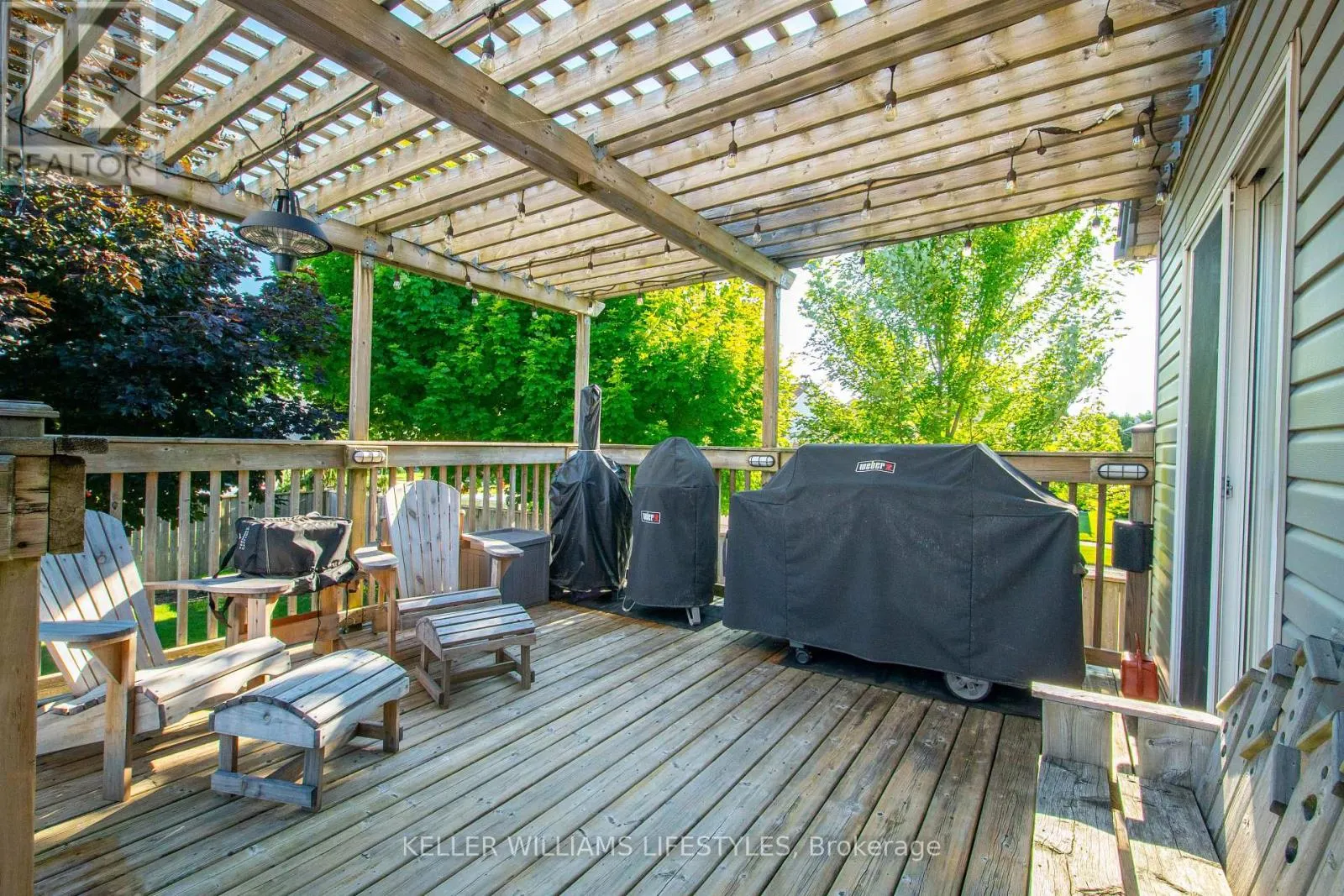 598 HARRIS CIRCLE
