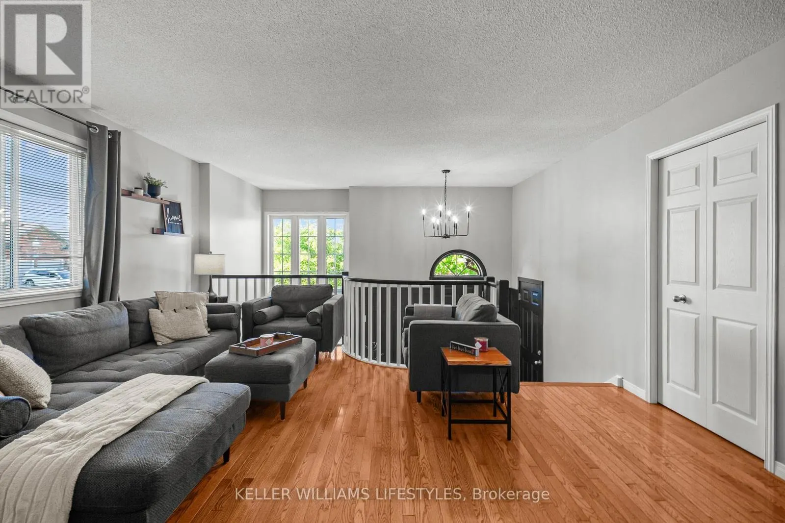 598 HARRIS CIRCLE