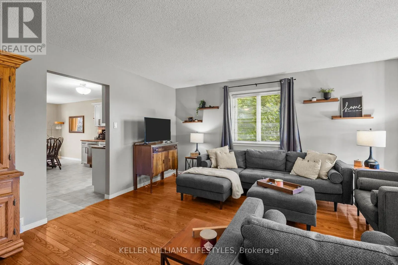 598 HARRIS CIRCLE