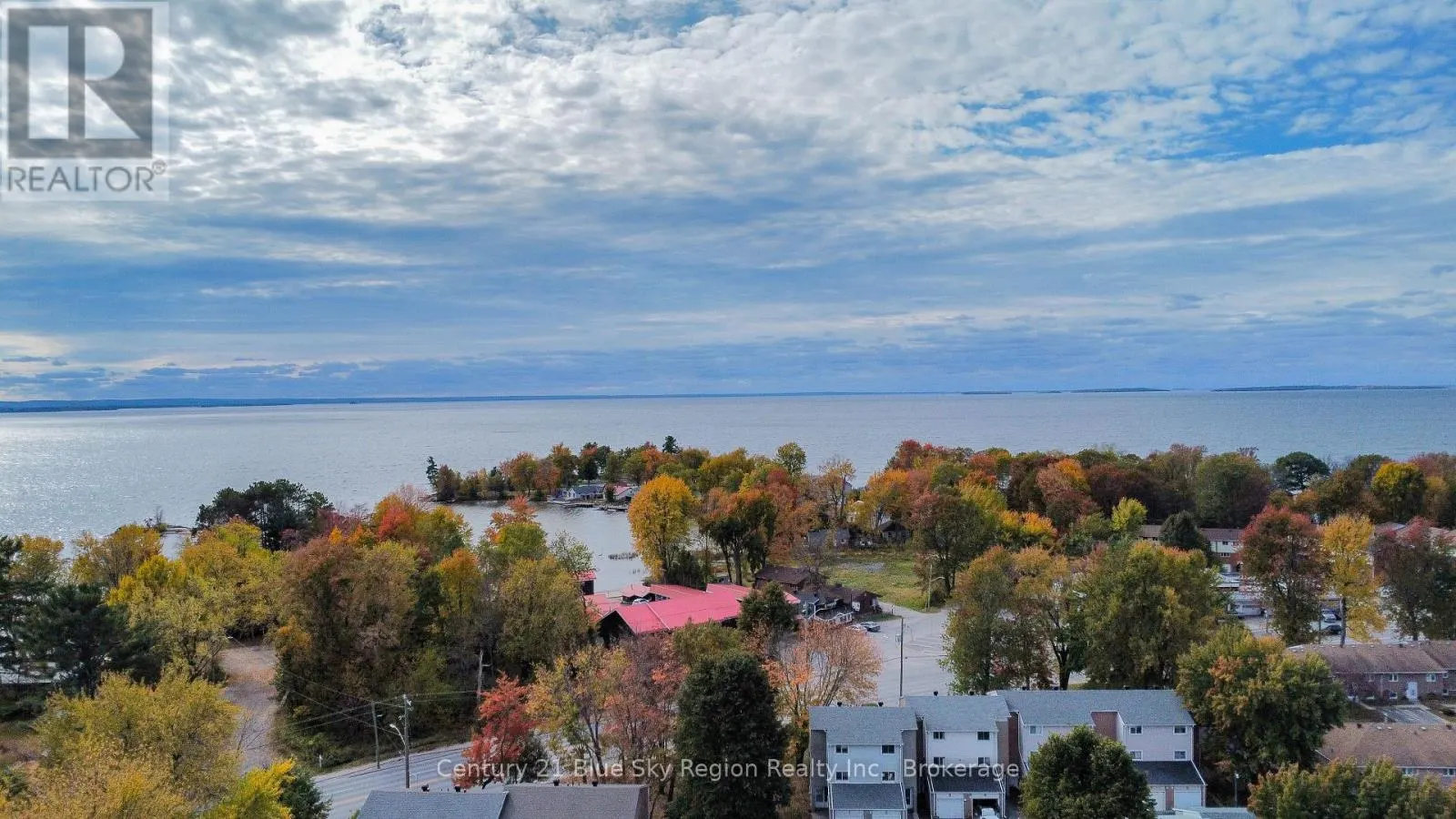 24 - 644 LAKESHORE DRIVE, #24