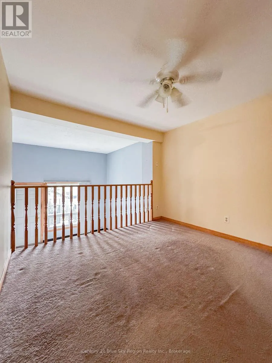 24 - 644 LAKESHORE DRIVE, #24