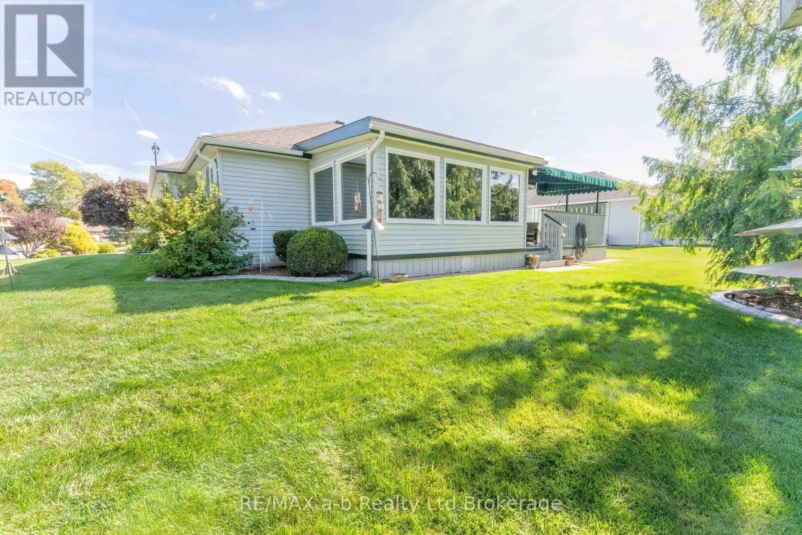23 ARMSTRONG DRIVE