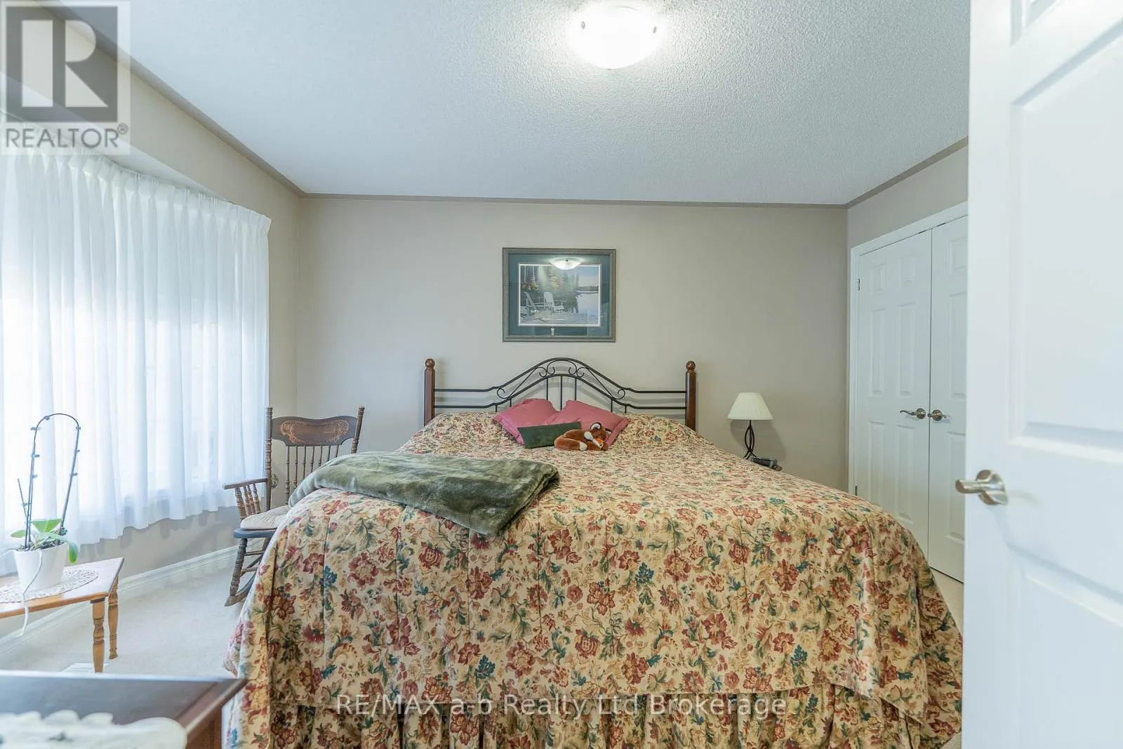23 ARMSTRONG DRIVE