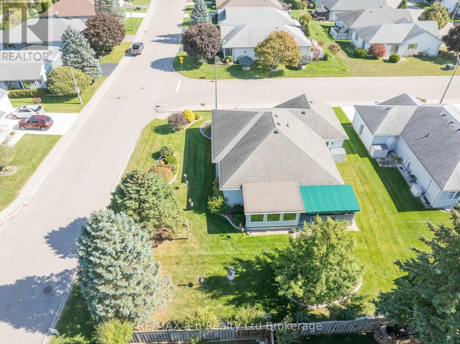 23 ARMSTRONG DRIVE