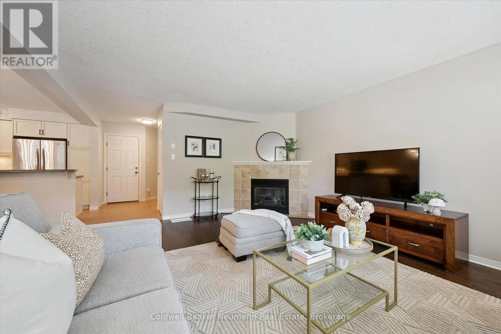 5 - 255 SUMMERFIELD DRIVE, #5