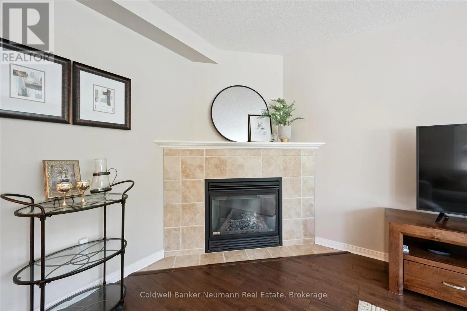 5 - 255 SUMMERFIELD DRIVE, #5