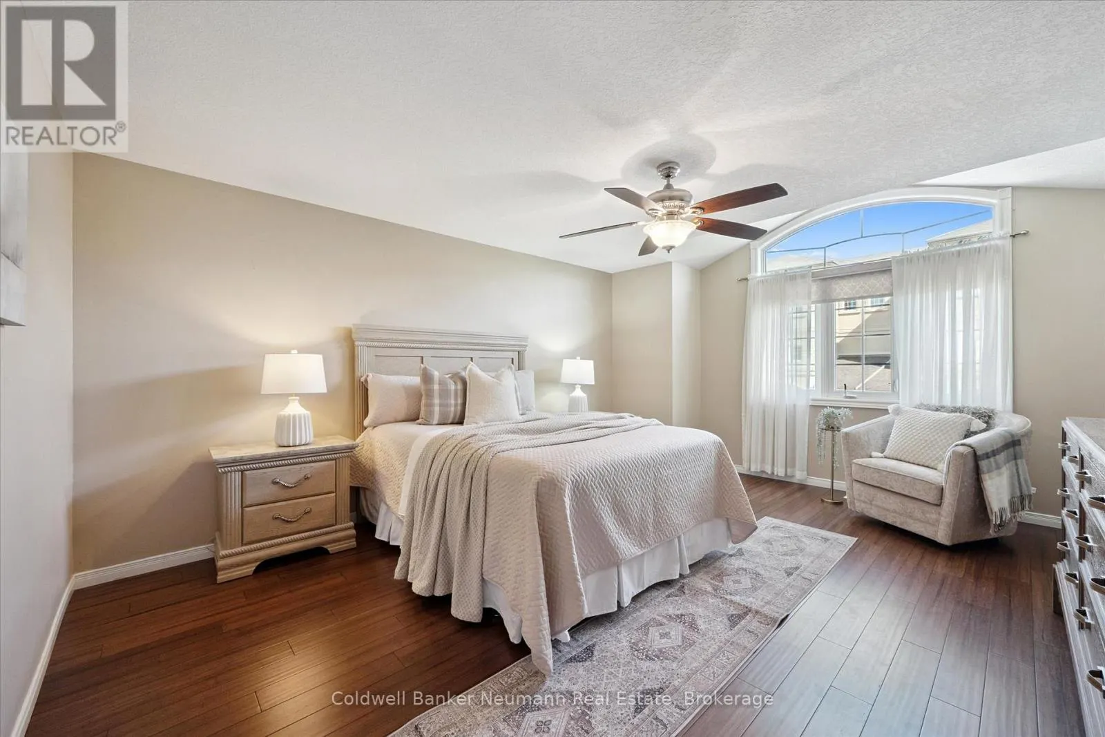 5 - 255 SUMMERFIELD DRIVE, #5