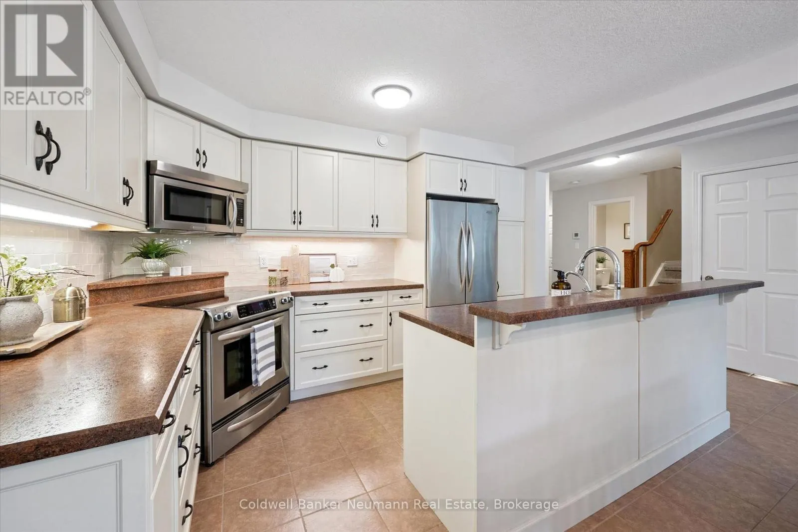 5 - 255 SUMMERFIELD DRIVE, #5