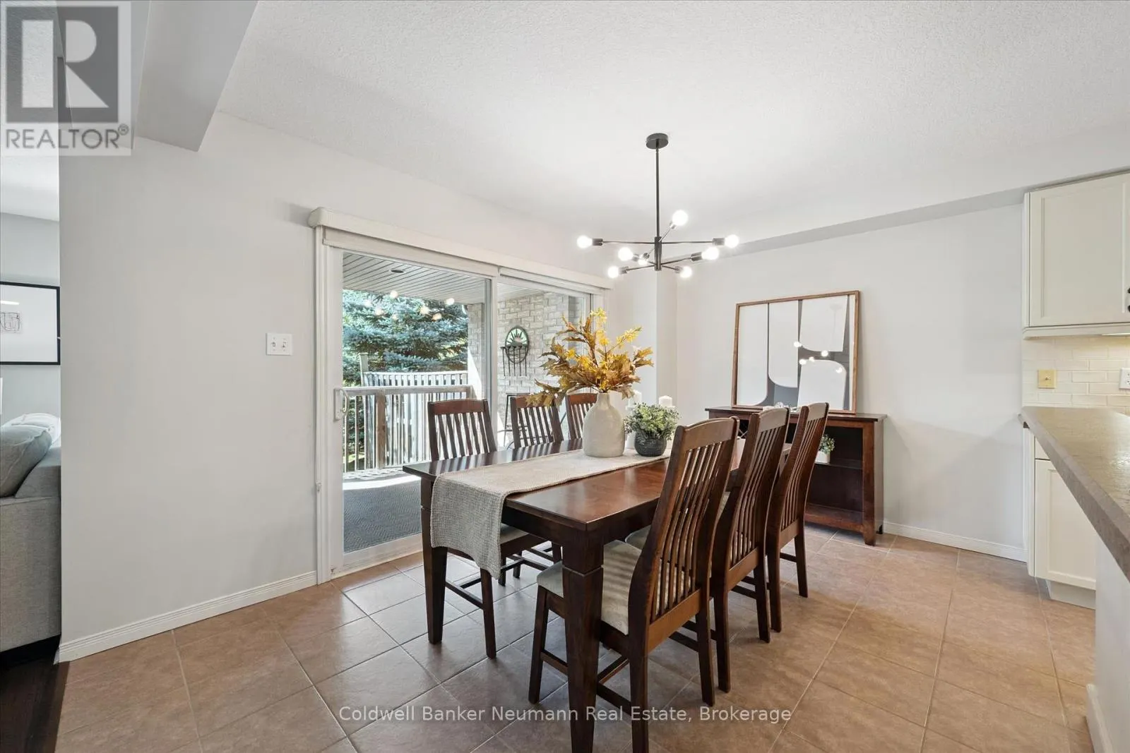 5 - 255 SUMMERFIELD DRIVE, #5