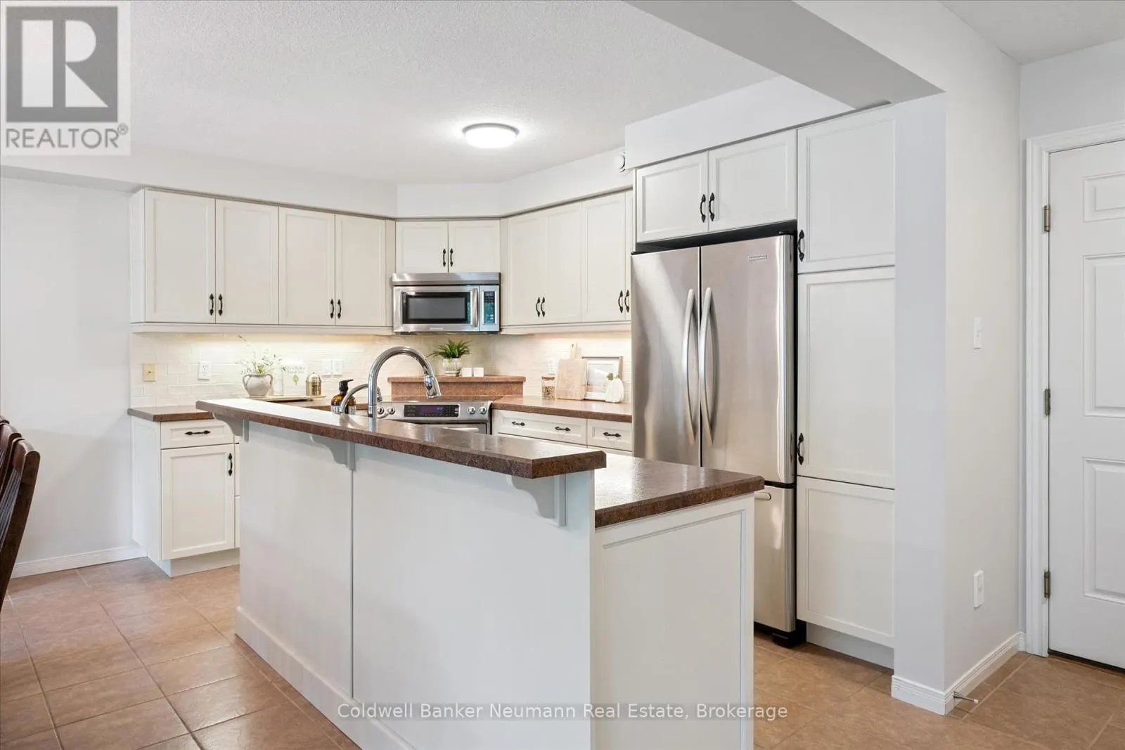 5 - 255 SUMMERFIELD DRIVE, #5
