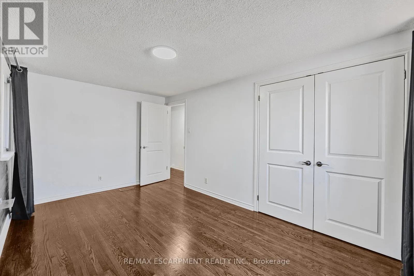 944 CONCESSION ROAD