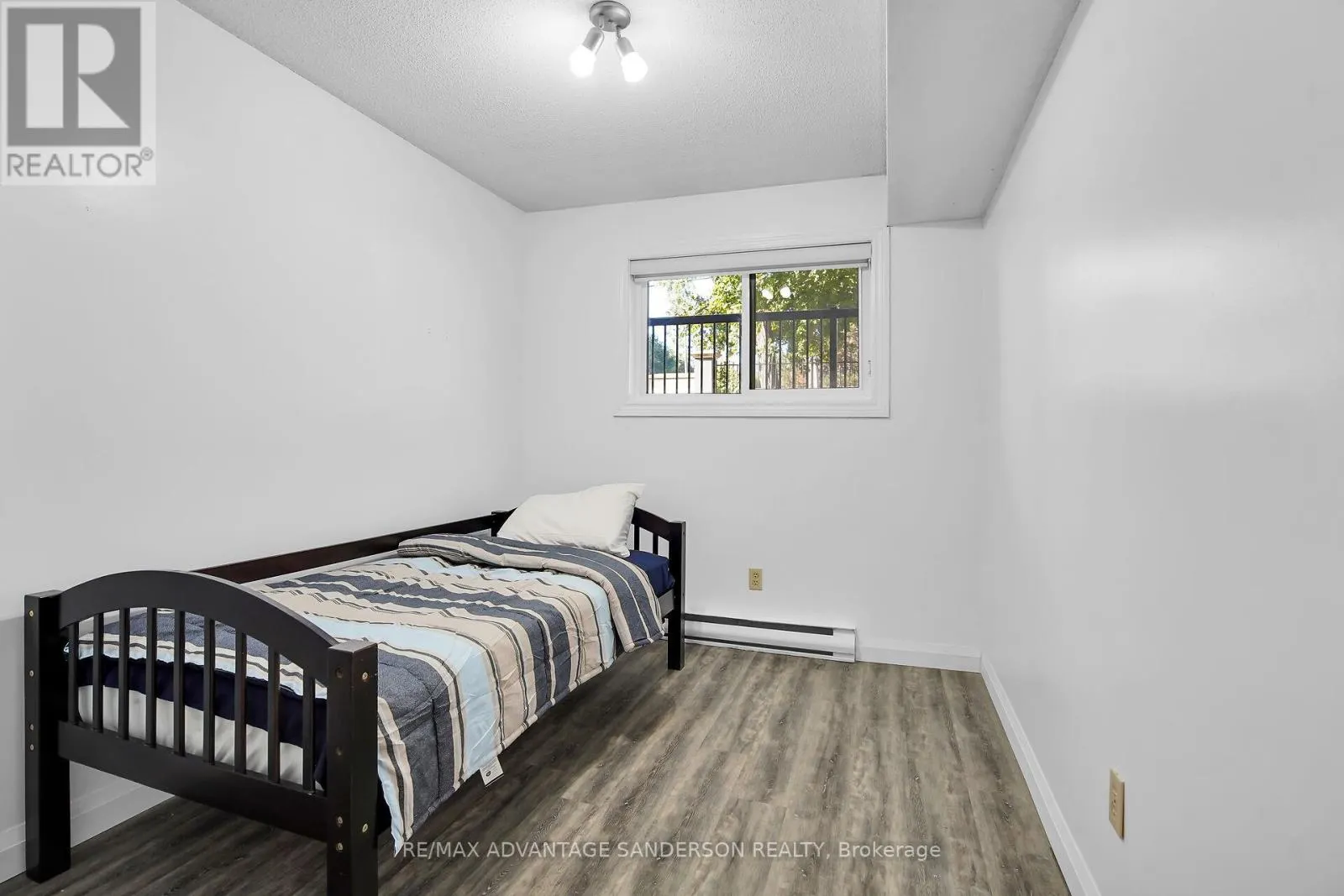 118 - 15 JACKSWAY CRESCENT, #118