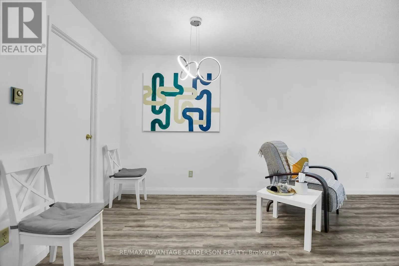 118 - 15 JACKSWAY CRESCENT, #118