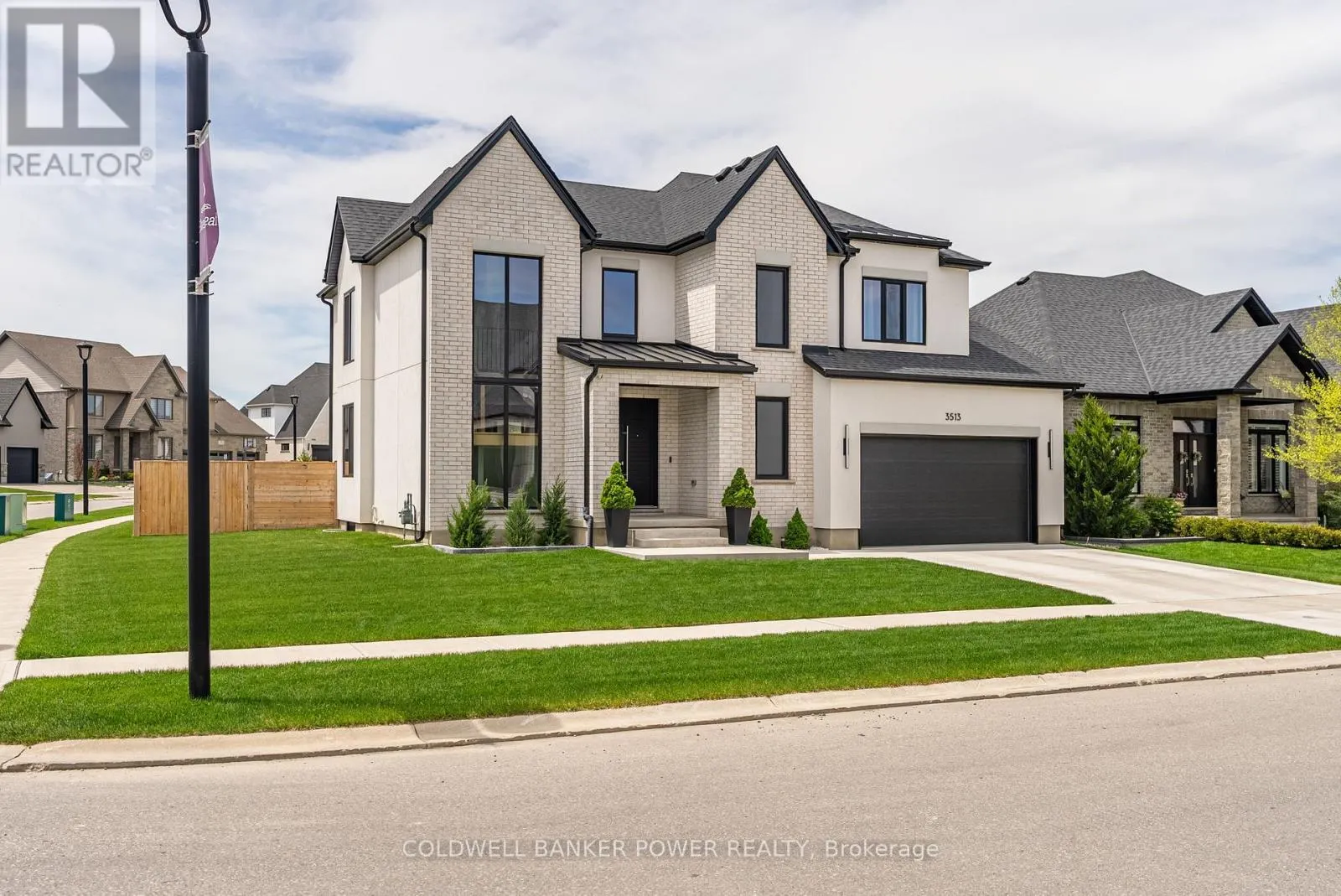 3513 GRAND OAK CROSS