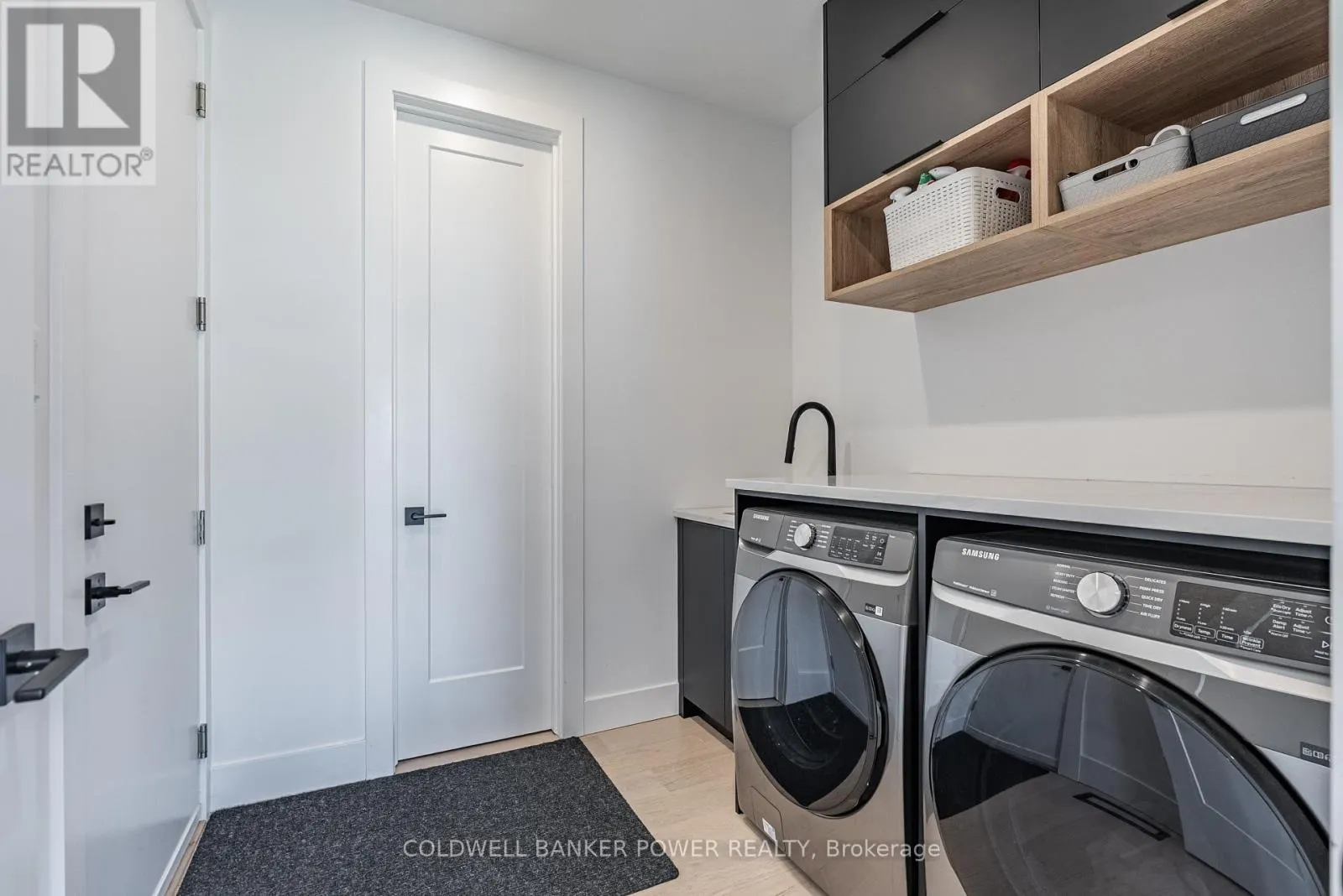 3513 GRAND OAK CROSS