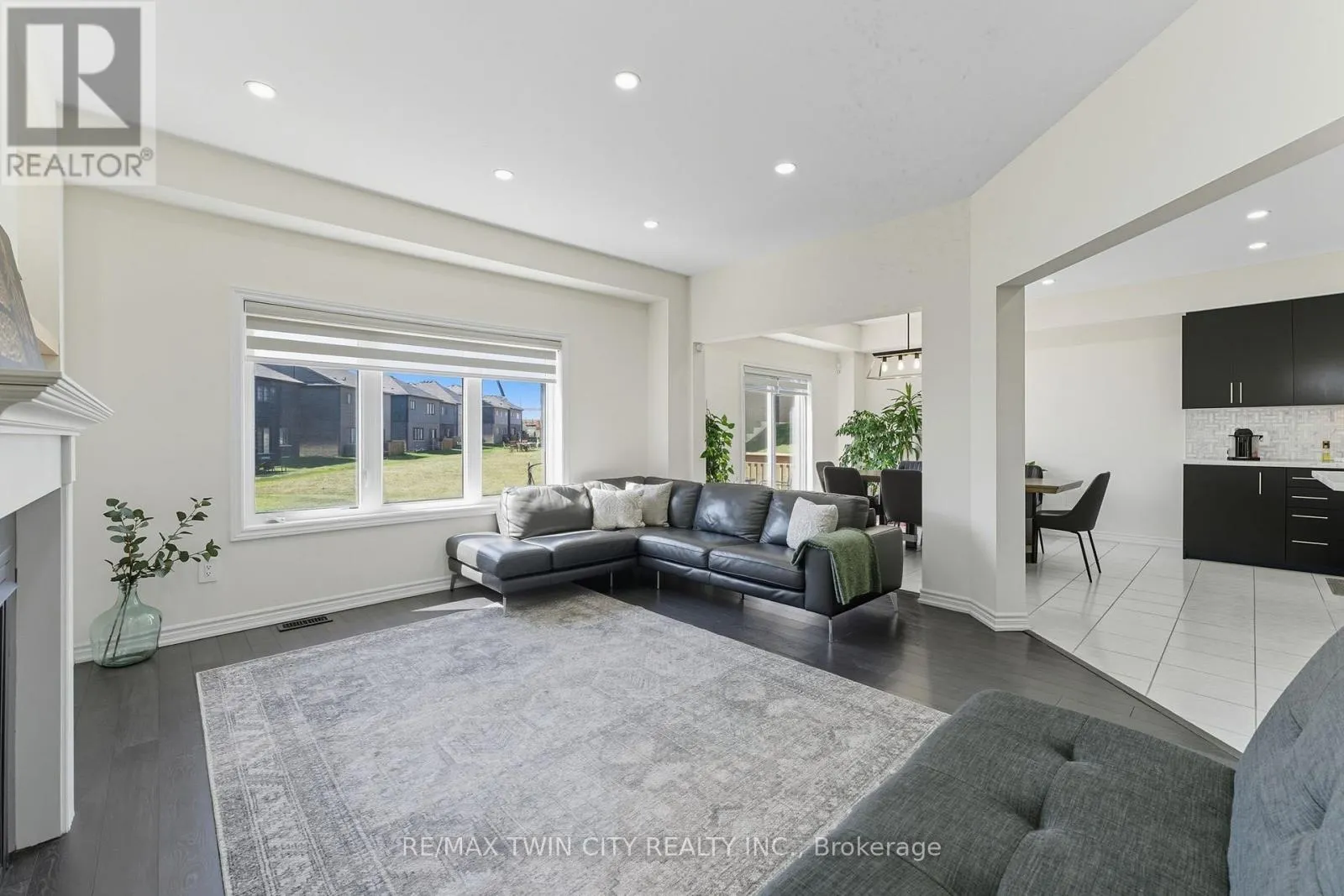 23 WHITTON DRIVE