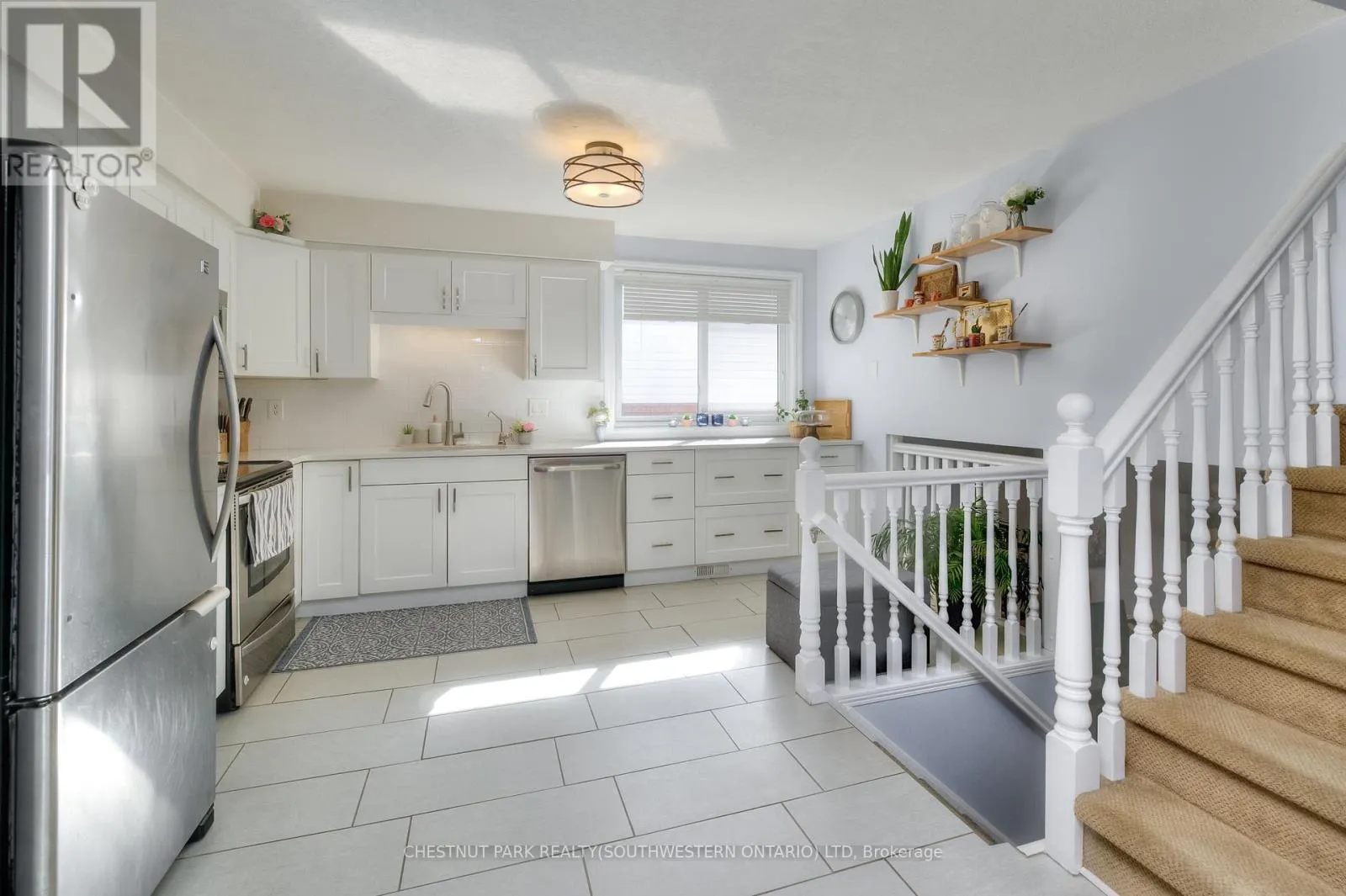 578 OLD HURON PLACE