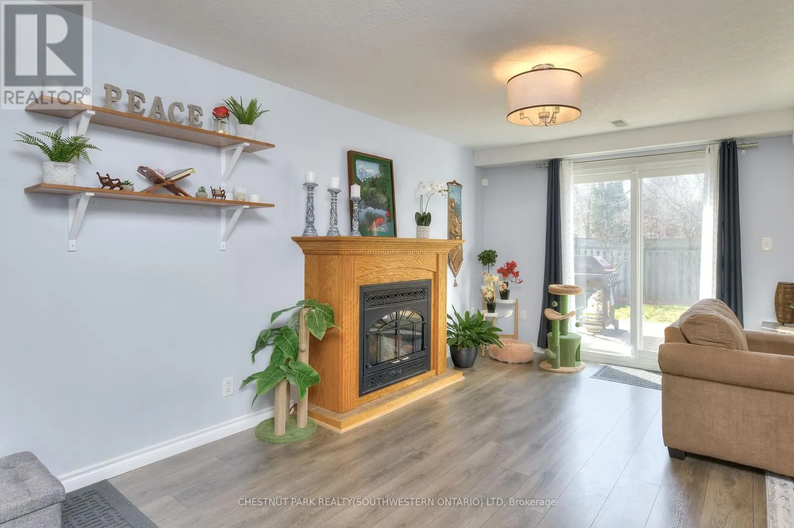 578 OLD HURON PLACE