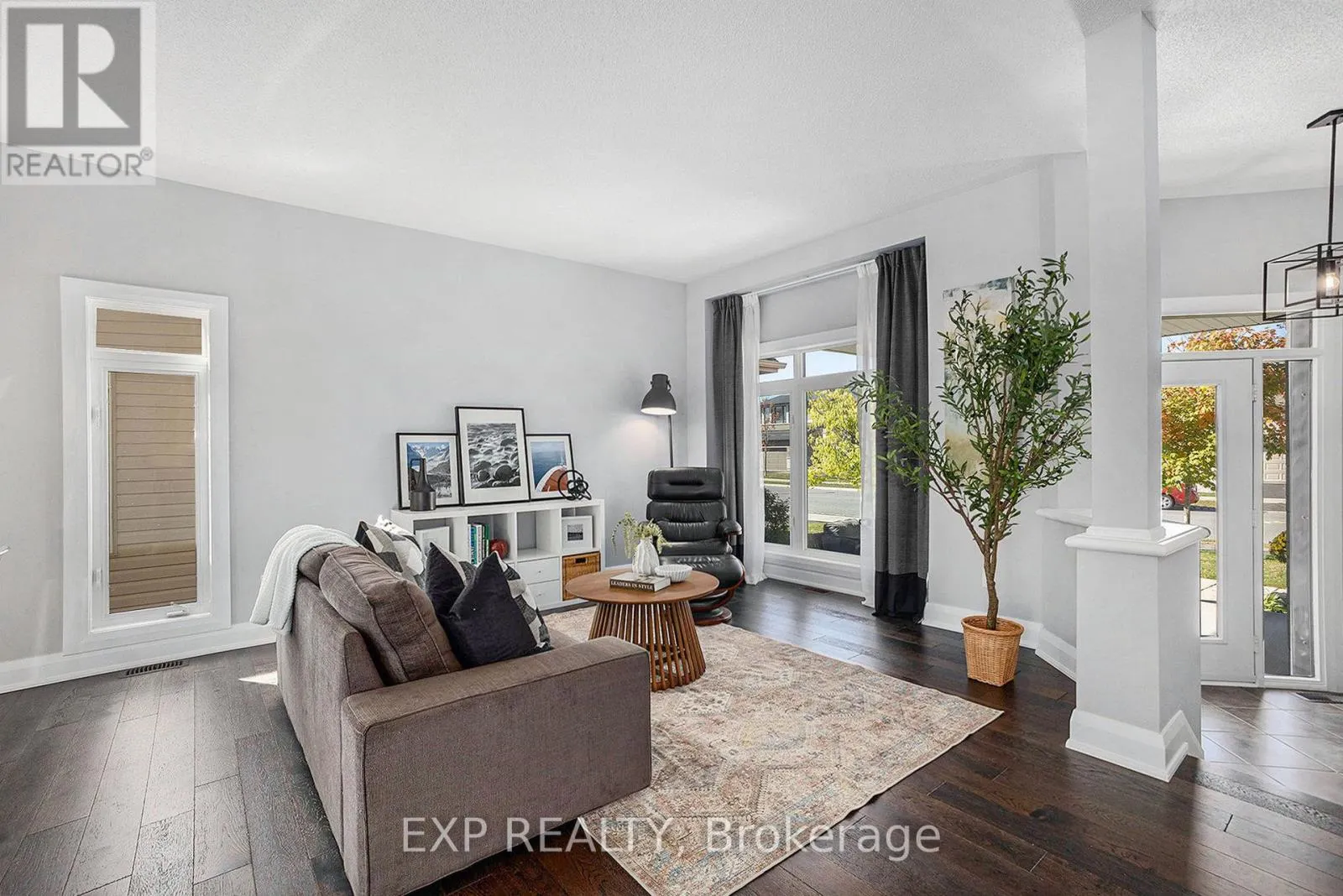 125 STONEMEADOW DRIVE