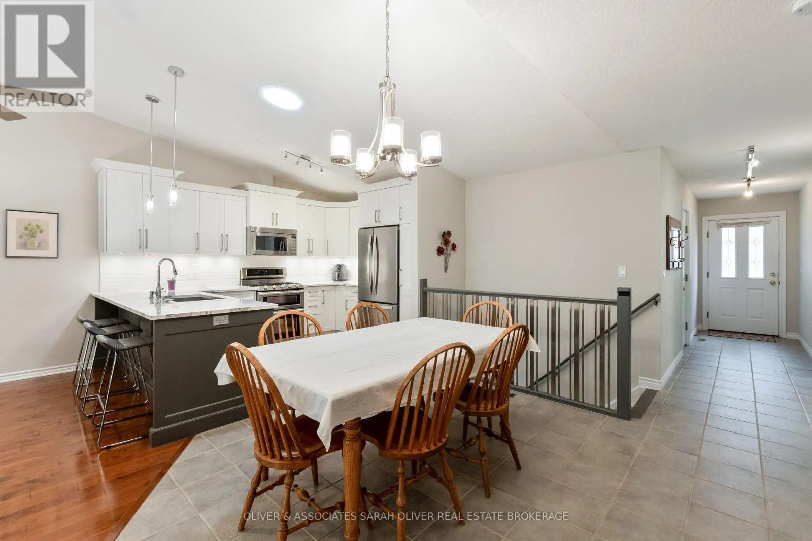 35 - 1241 BEAVERBROOK AVENUE, #35