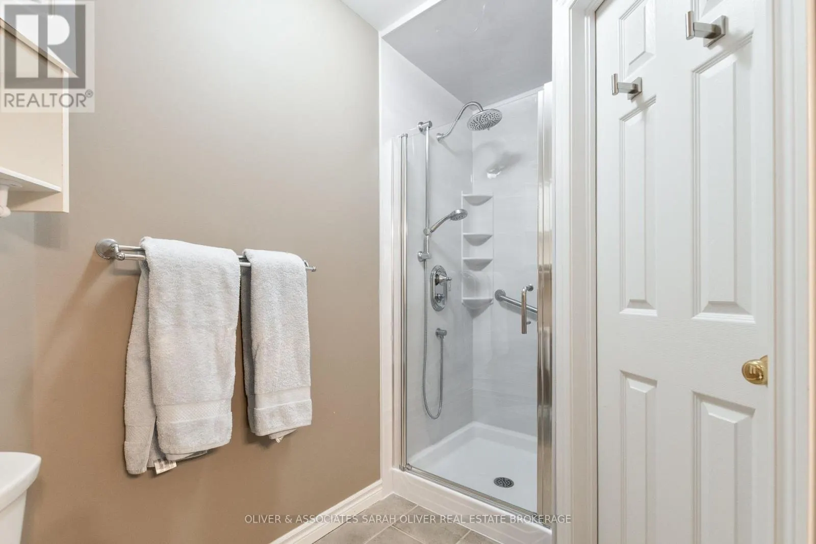 35 - 1241 BEAVERBROOK AVENUE, #35