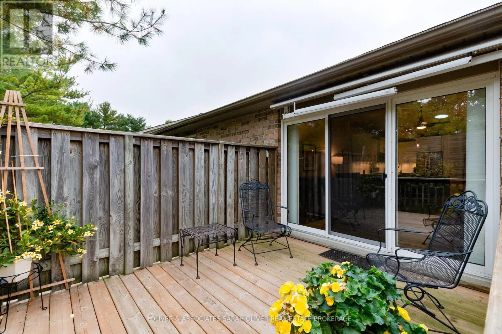 35 - 1241 BEAVERBROOK AVENUE, #35