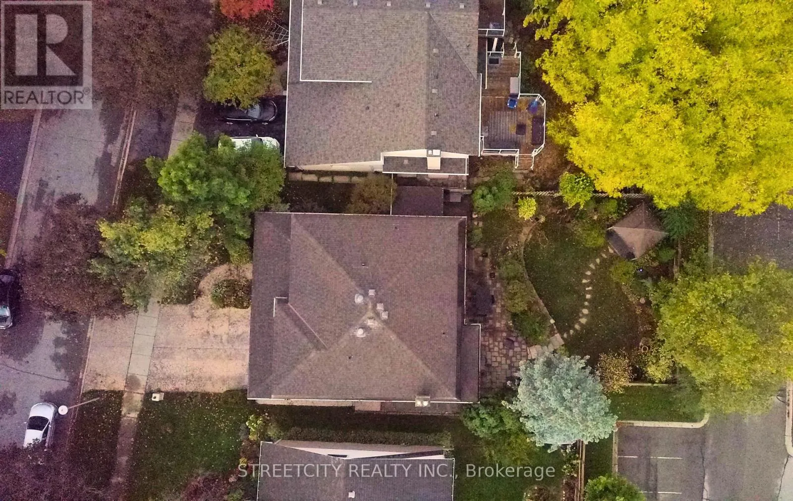 138 GUILDFORD CRESCENT
