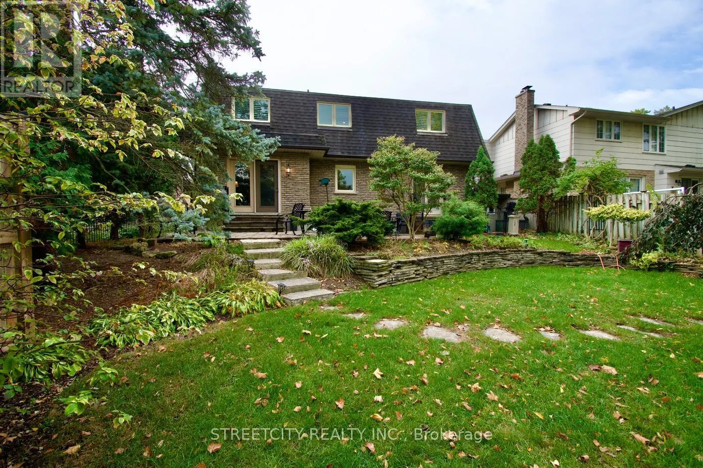 138 GUILDFORD CRESCENT