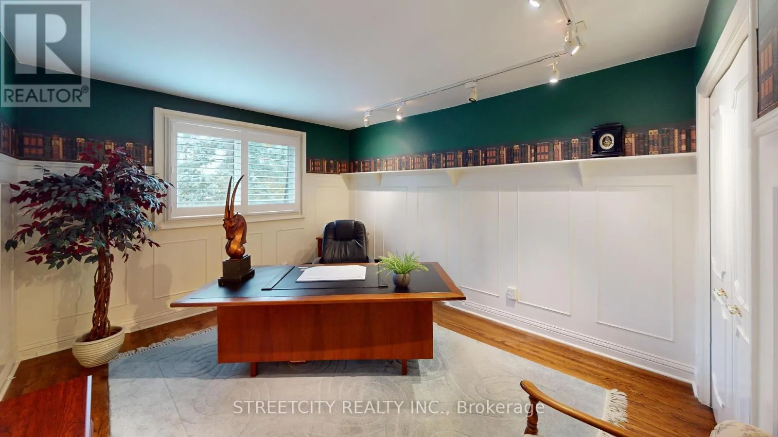 138 GUILDFORD CRESCENT
