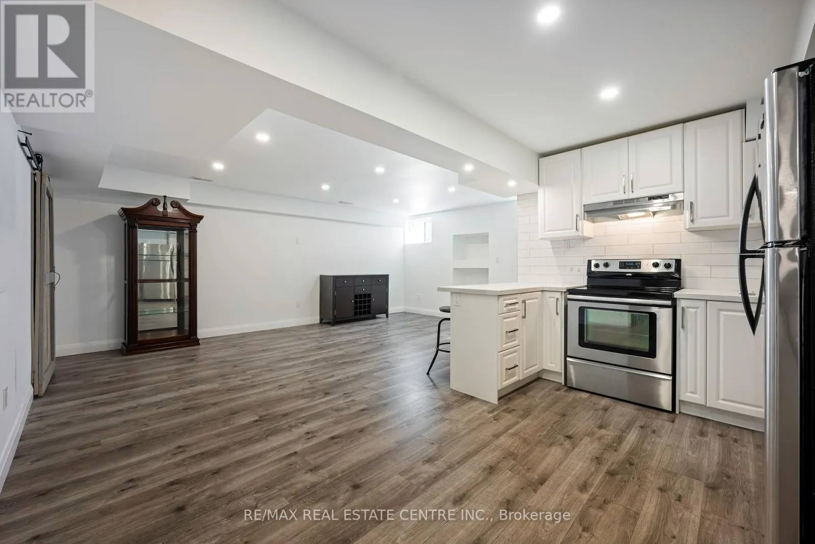 27 HILBORN STREET