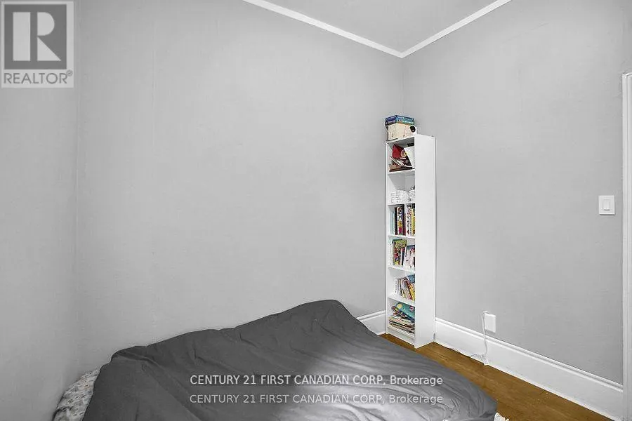 393 CENTRAL AVENUE