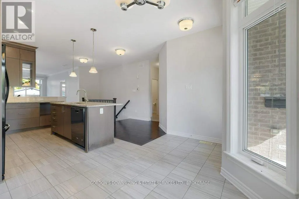 281 BRAMBLING WAY