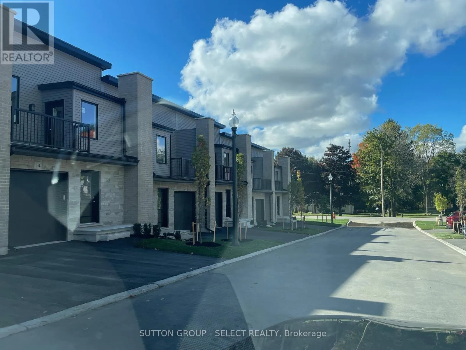 13 - 261 PITTOCK PARK ROAD, #13