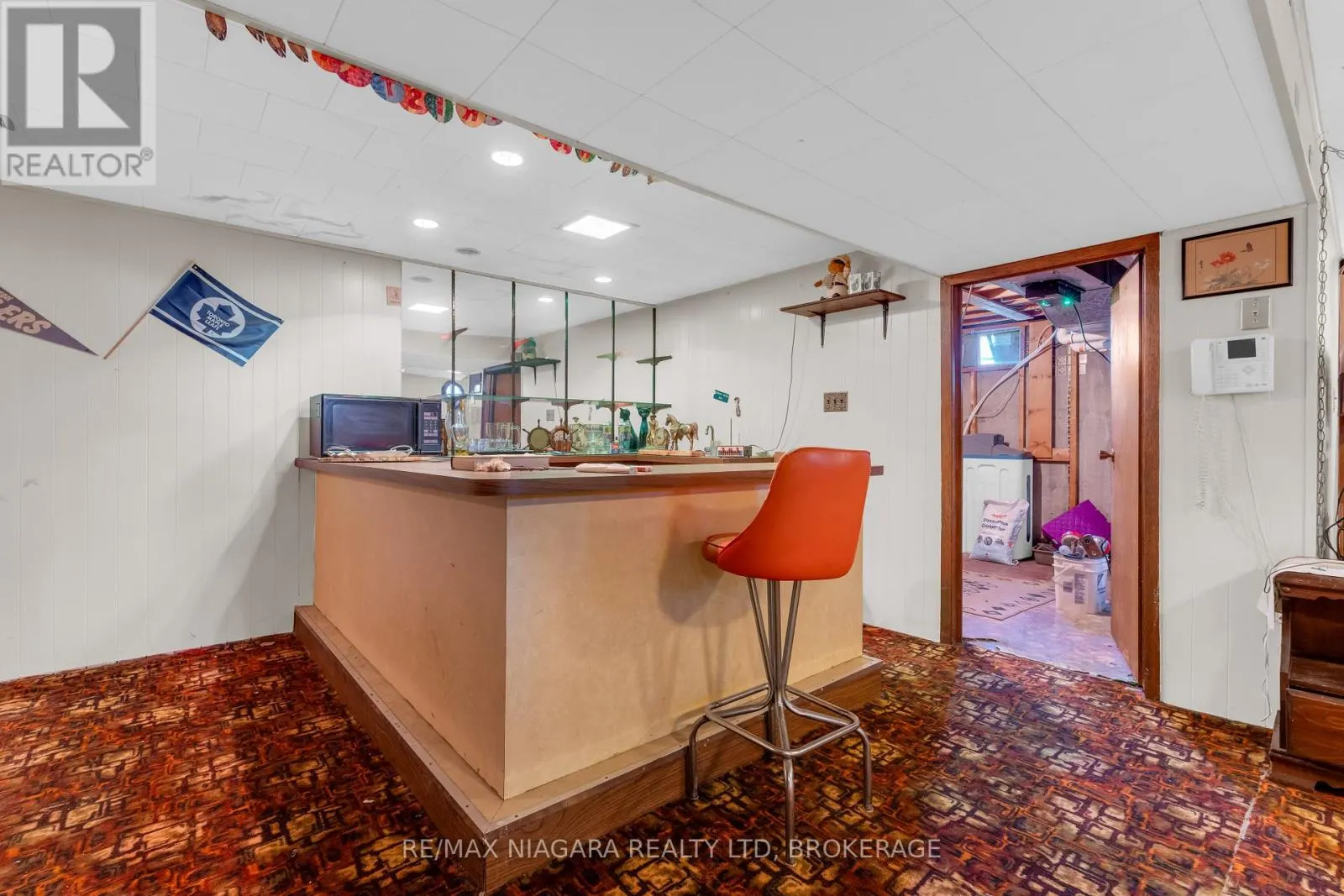 21 DONLEA DRIVE
