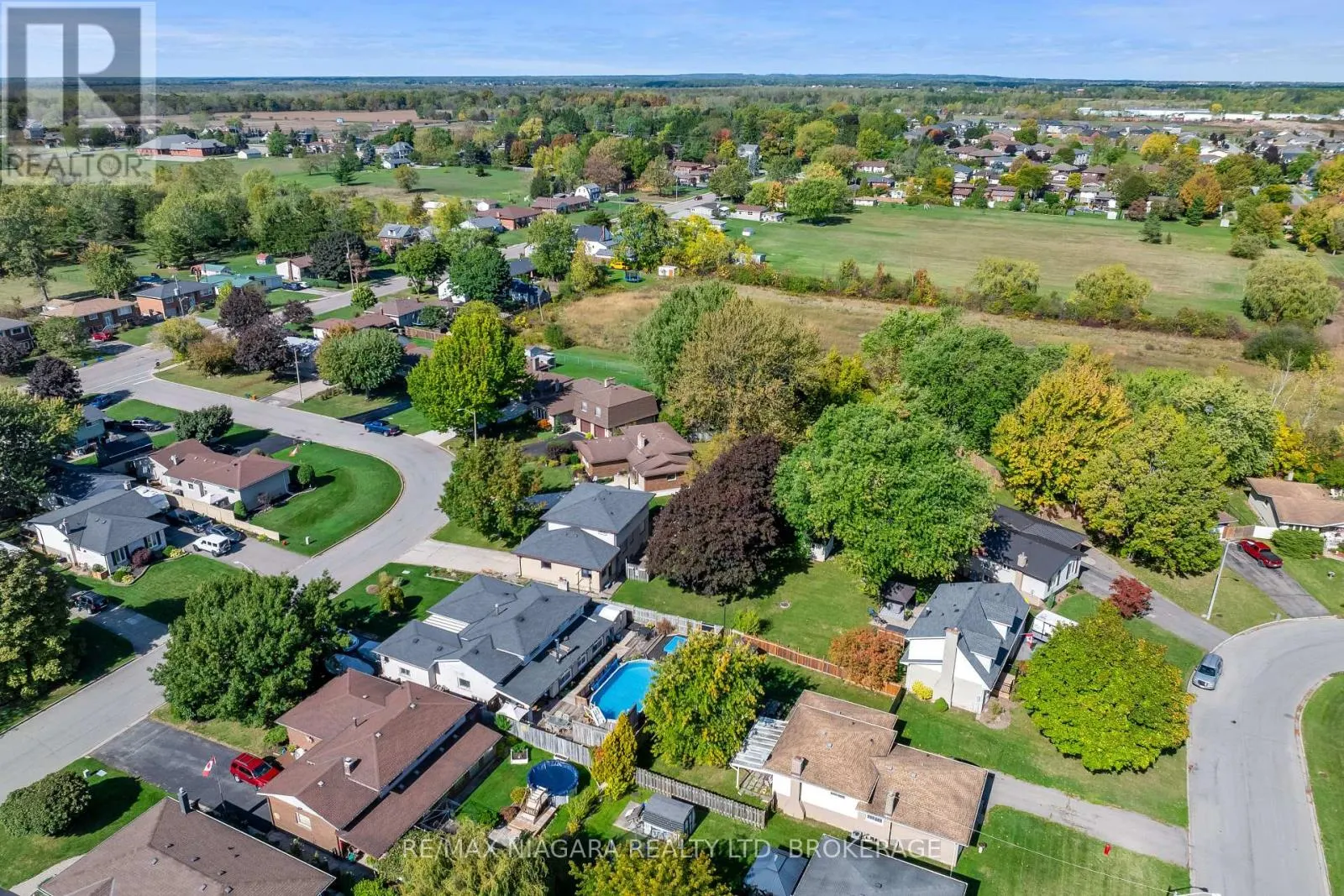 21 DONLEA DRIVE