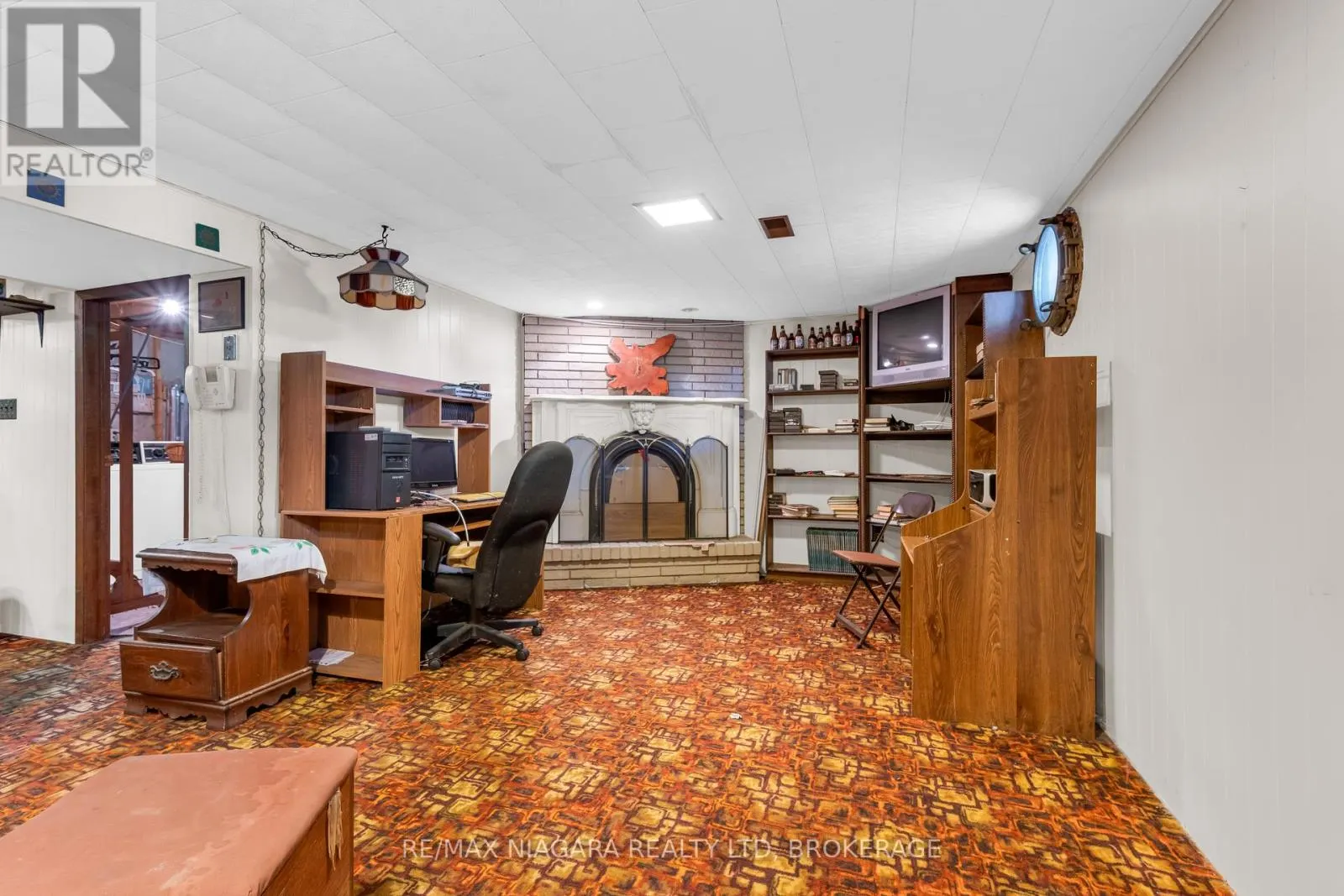 21 DONLEA DRIVE