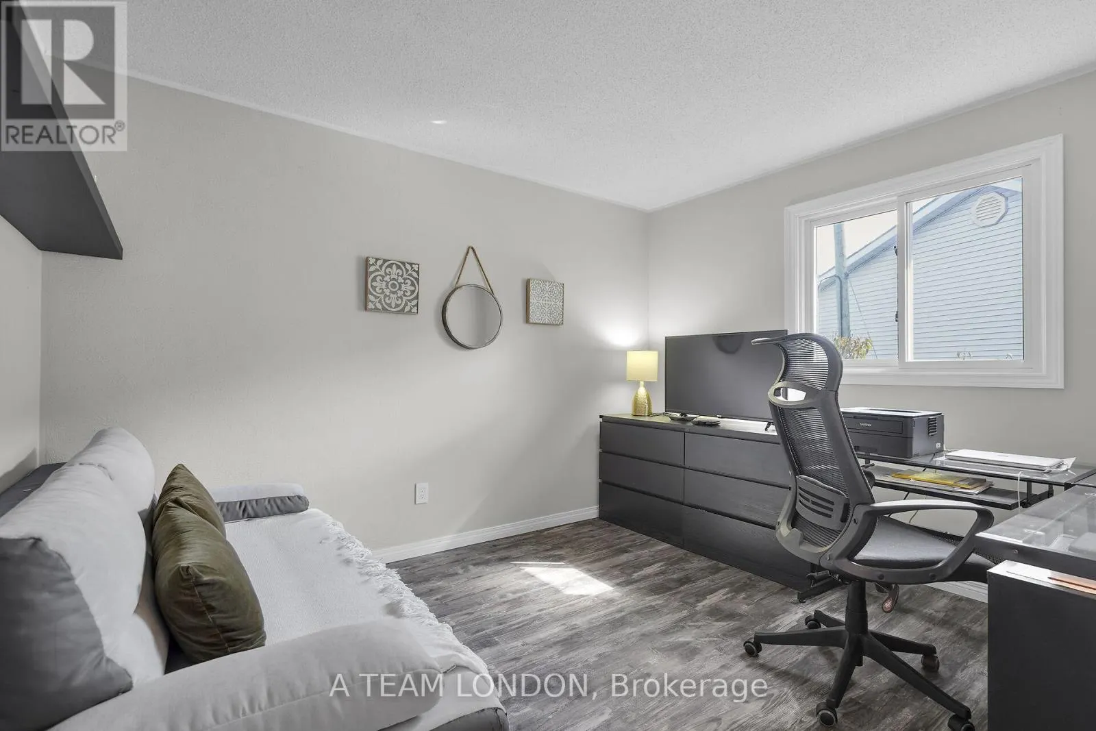 82 - 120 CENTRE STREET, #82