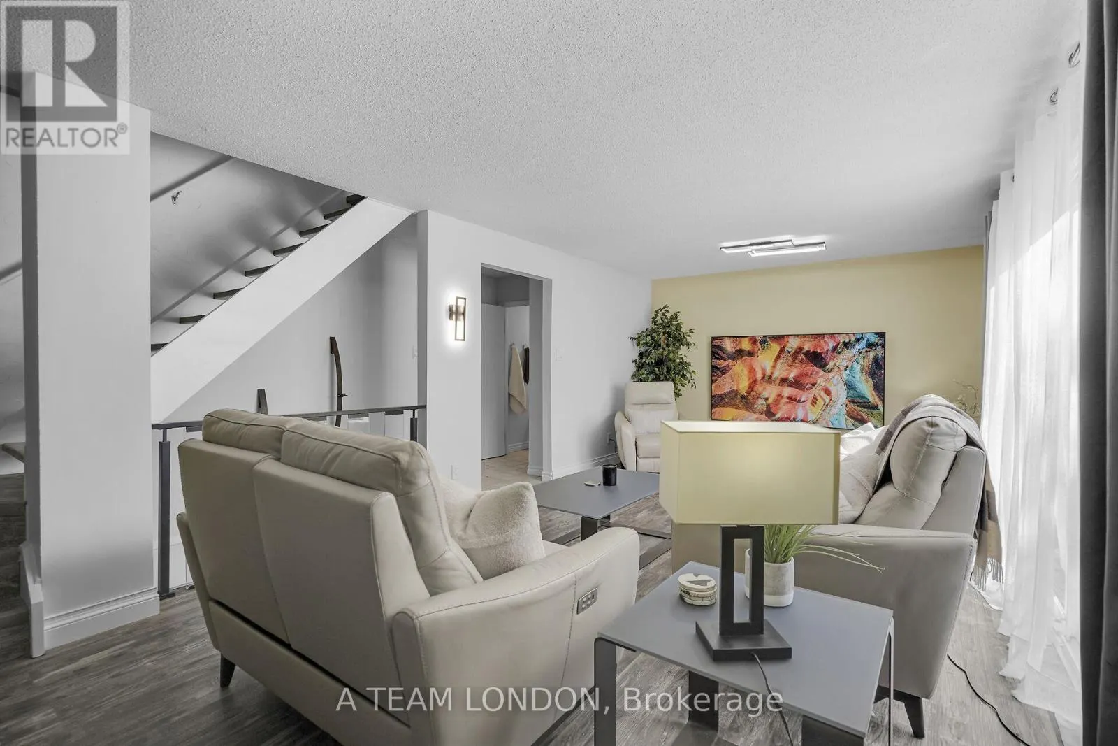 82 - 120 CENTRE STREET, #82