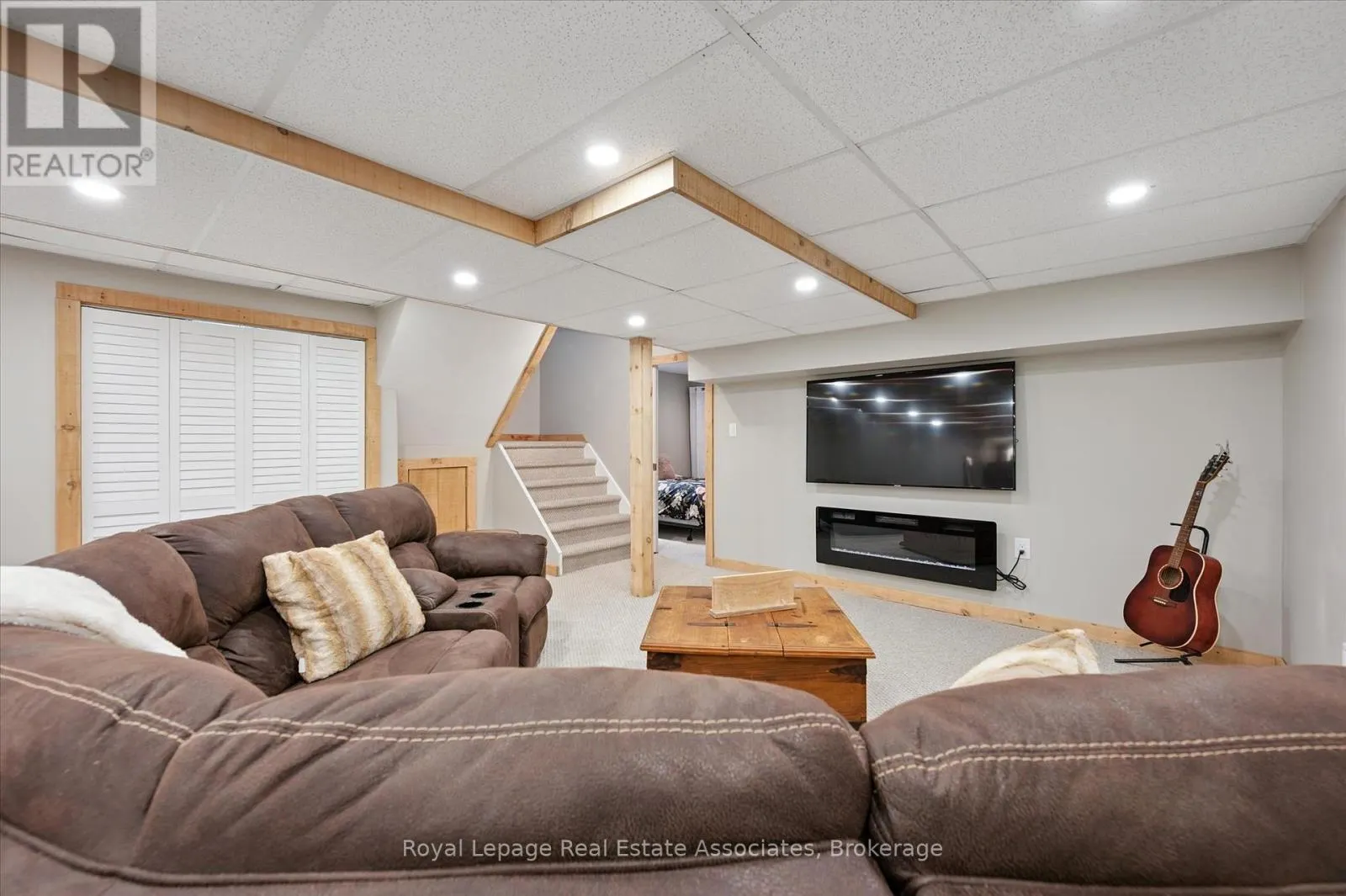 23 BROCK ROAD N