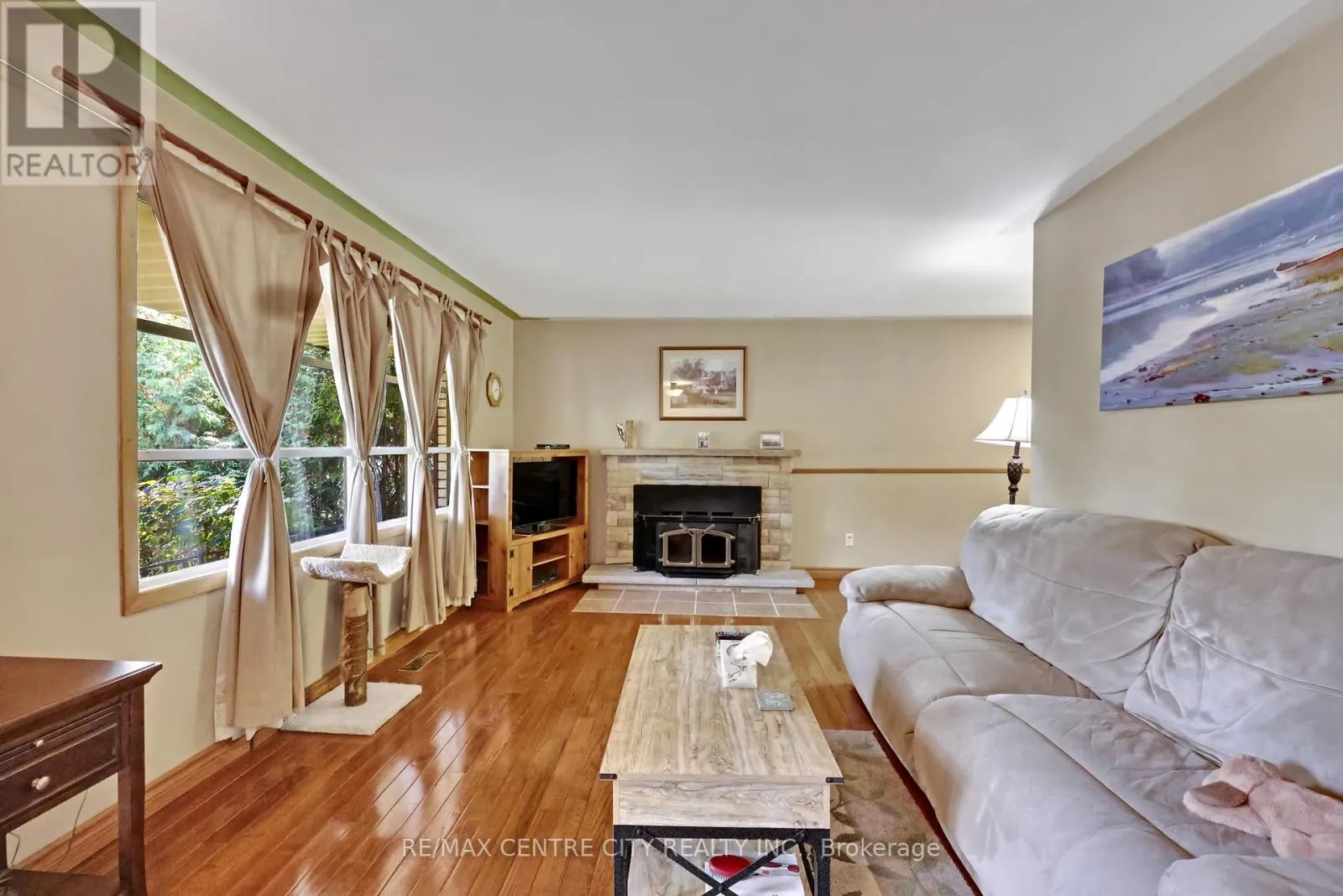 108 CECILIA PLACE