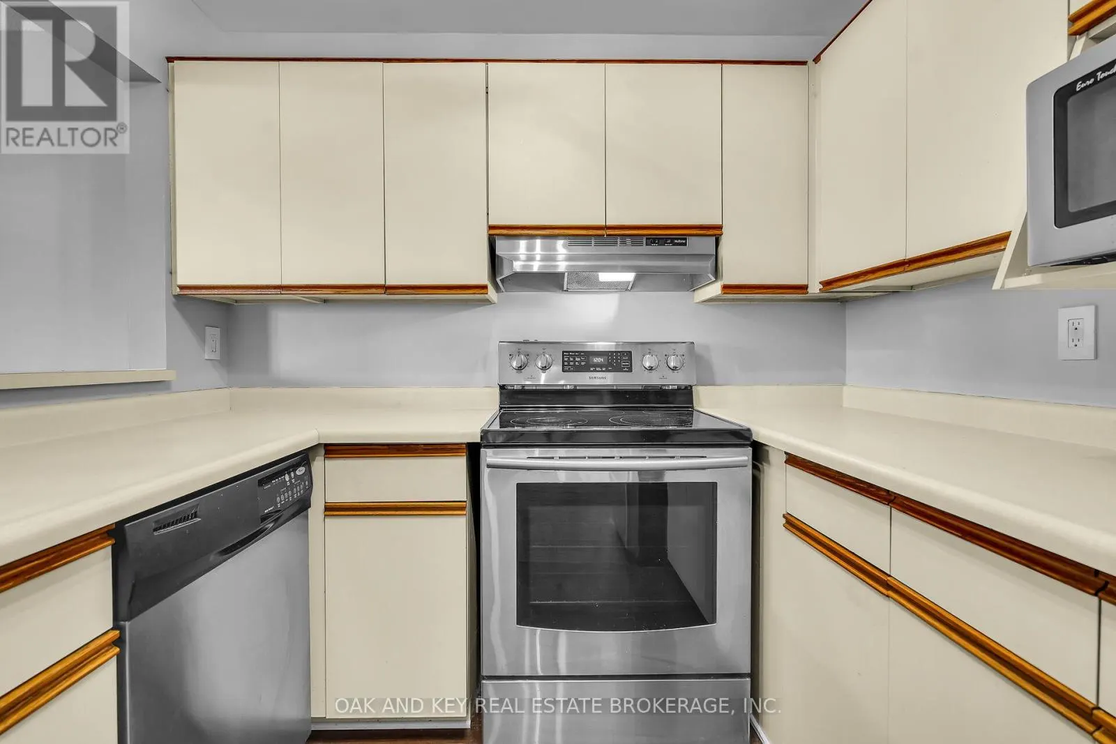 1404 - 500 TALBOT STREET, #1404
